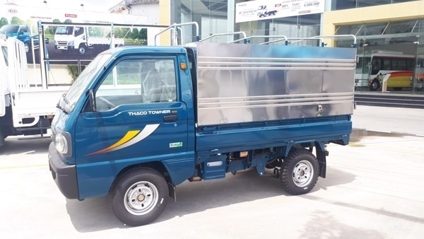 Xe tải Thaco Towner 800 - Thùng mui bạt - Tải 990kg