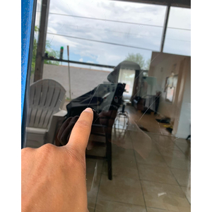 Dịch vụ phục hồi cửa kính bị trầy xước