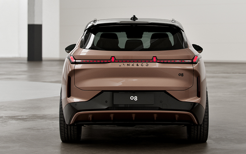 Lynk & Co 08