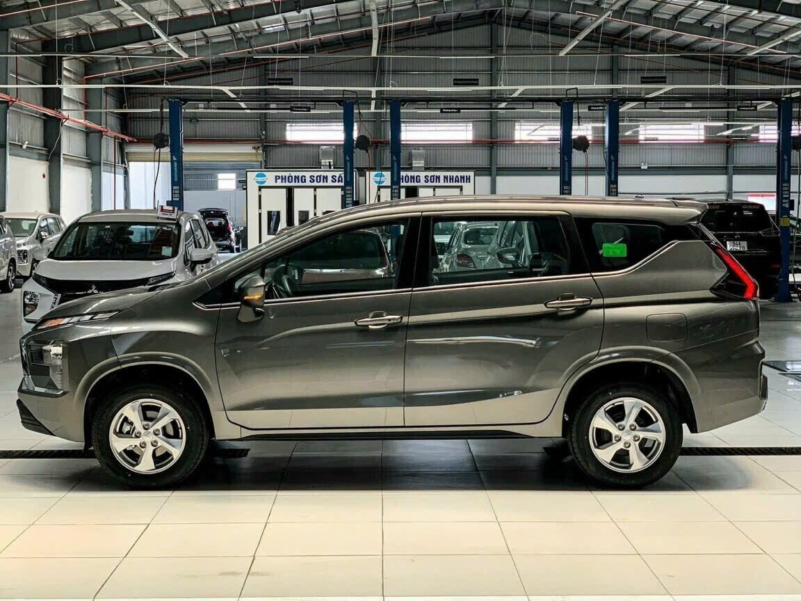 Mitsubishi Xpander AT