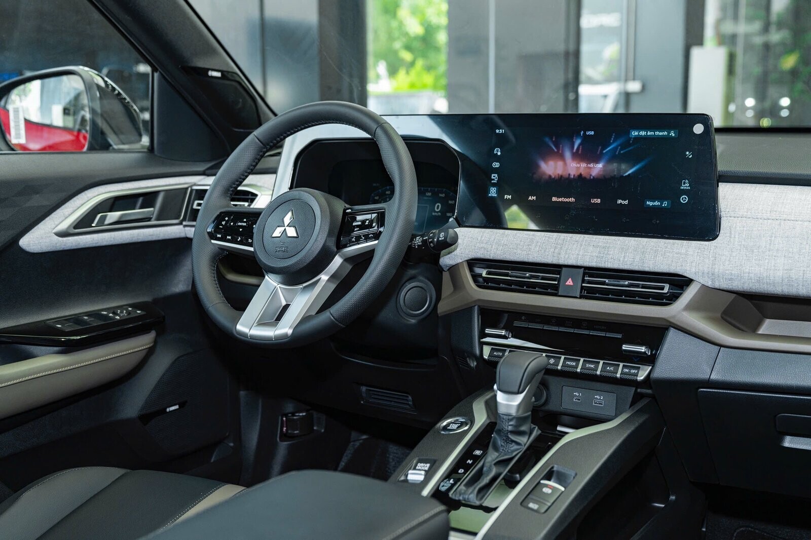 Mitsubishi Xforce Ultimate