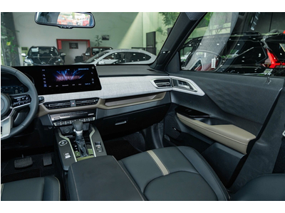 Mitsubishi Xforce Ultimate