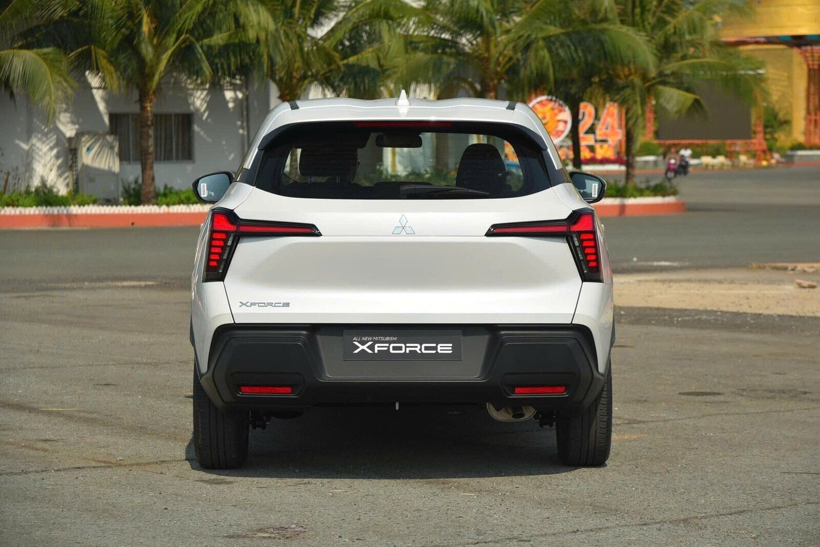 Mitsubishi Xforce GLX