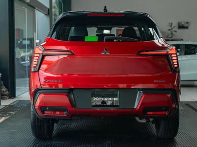 Mitsubishi Xforce Ultimate (2 Tone)