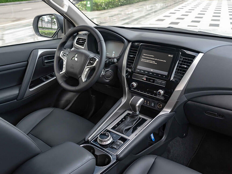 New Mitsubishi Pajero Sport Dầu 4x2 AT