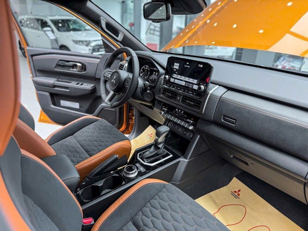 Mitsubishi Triton 4WD AT Athlete