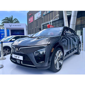VinFast VF7 Eco