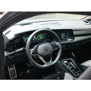 Volkswagen Golf 2025