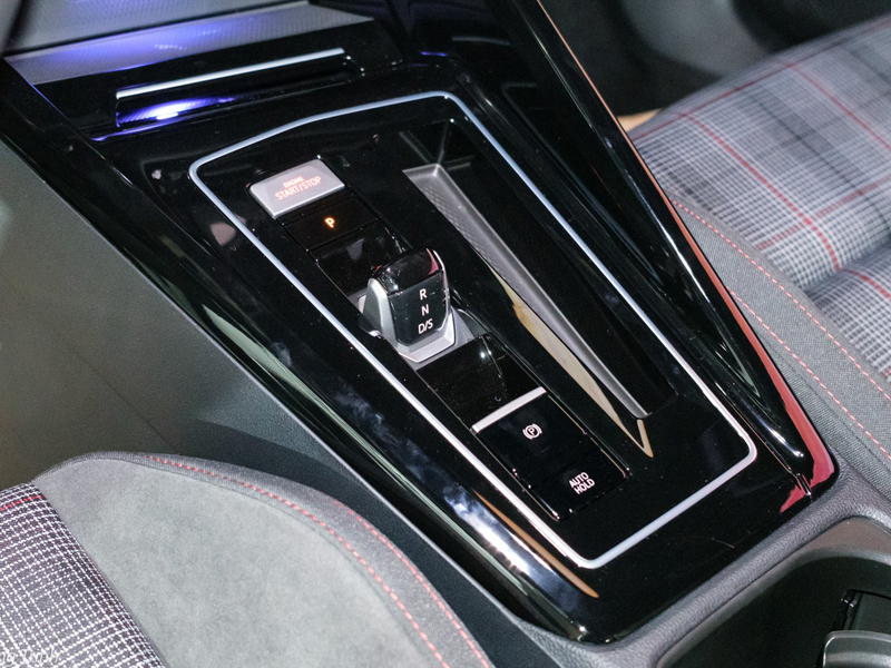 Volkswagen Golf 2025