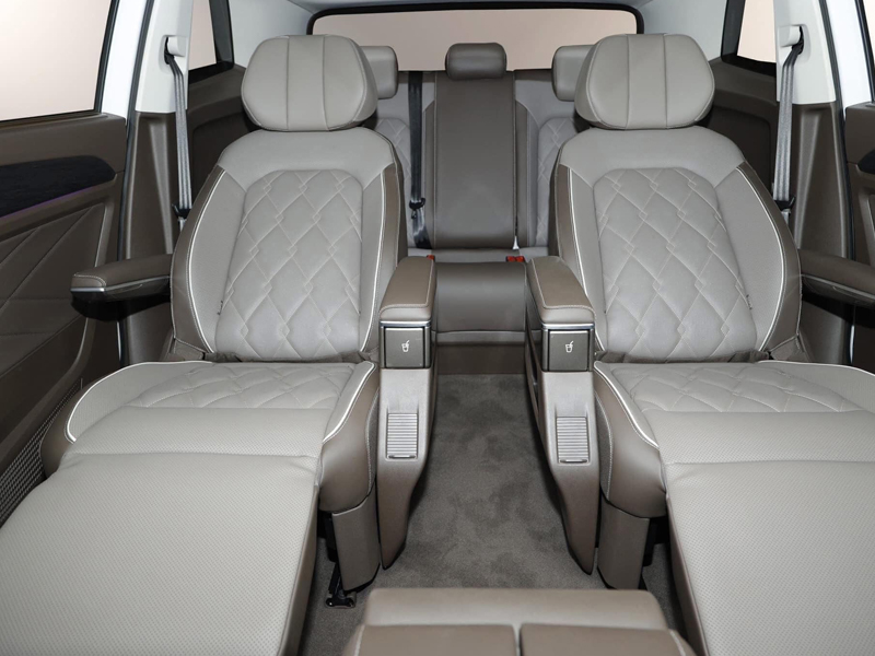 Volkswagen Viloran Premium