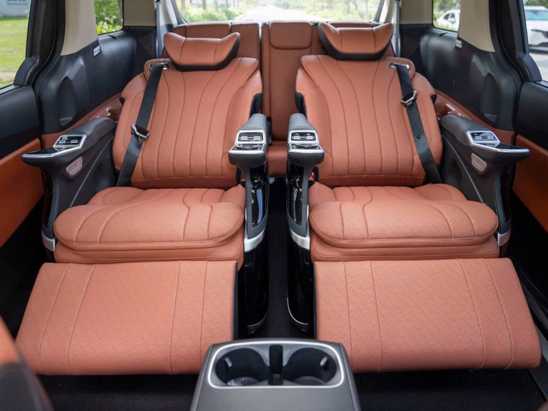 New KIA Carnival 1.6 Turbo Hybrid Signature (2 Ghế VIP)