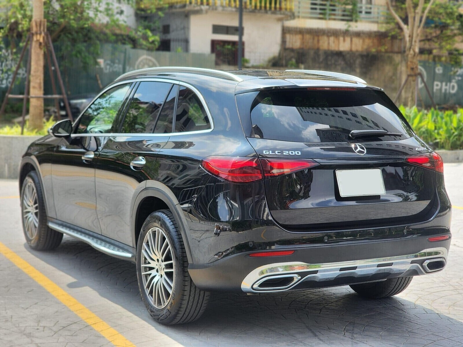 Mercedes-Benz GLC 200 4MATIC 2025