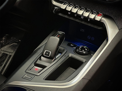 New Peugeot 5008 Pre
