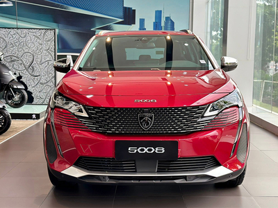 New Peugeot 5008 Pre