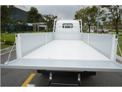 Xe tải Fuso Canter TF4.9 - Thùng lửng - Tải 2.2 tấn