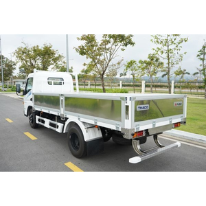 Xe tải Fuso Canter TF4.9 - Thùng lửng - Tải 2.2 tấn
