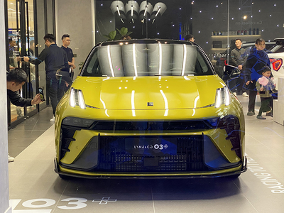 Lynk & Co 03+