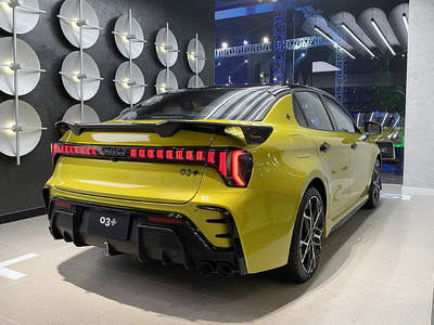 Lynk & Co 03+
