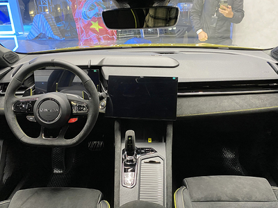 Lynk & Co 03+