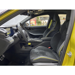 Lynk & Co 03+