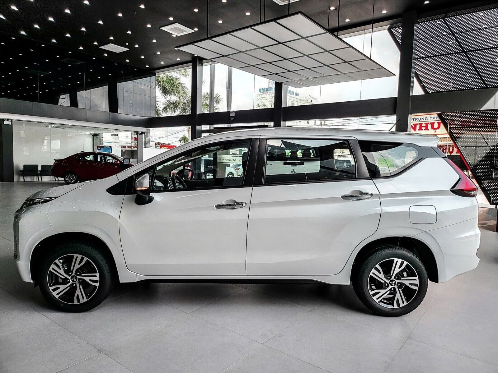 Mitsubishi Xpander MT