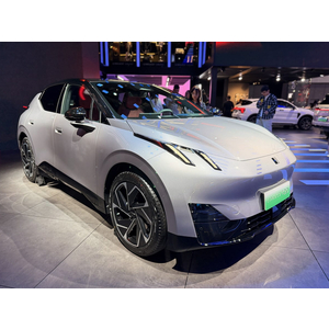 Lynk & Co 02
