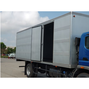 Xe tải Fuso FI 170 - Thùng kín - Tải 8.3 tấn