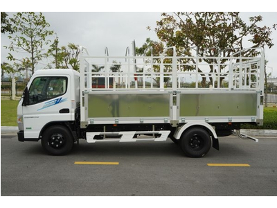 Xe tải Fuso Canter TF4.9 - Thùng mui bạt - Tải 2 tấn