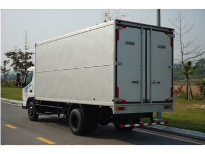 Xe tải Fuso Canter TF7.5 - Thùng kín - Tải 3.49 tấn