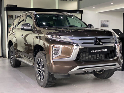 New Mitsubishi Pajero Sport Dầu 4x4 AT