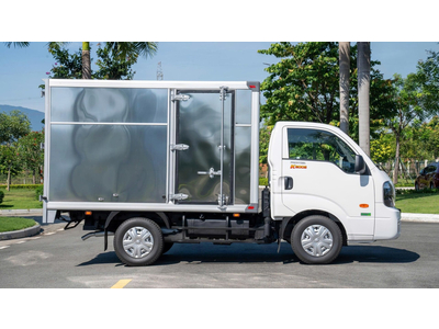 Xe tải KIA K200S 4WD - Thùng kín - Tải trọng 1,49 tấn