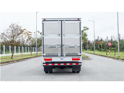 THACO Linker T2-6.5 - Thùng kín- tải trọng 1.9T/3.49T