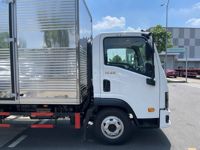 THACO Linker T2-6.9 - Thùng kín - tải trọng 3.3T