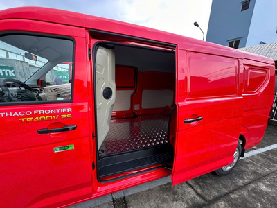 Xe VAN TF480V2S SƠN MÀU ĐỎ THÙNG DÀI 2m9 ĐỜI MỚI NHẤT