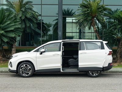 Hyundai Custin 1.5L Cao Cấp