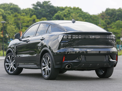 Lynk & Co 05
