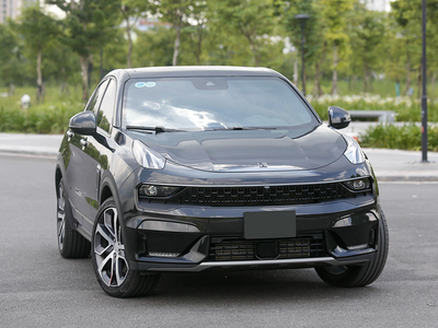 Lynk & Co 05