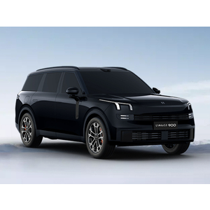 Lynk & Co 900