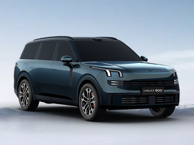 Lynk & Co 900