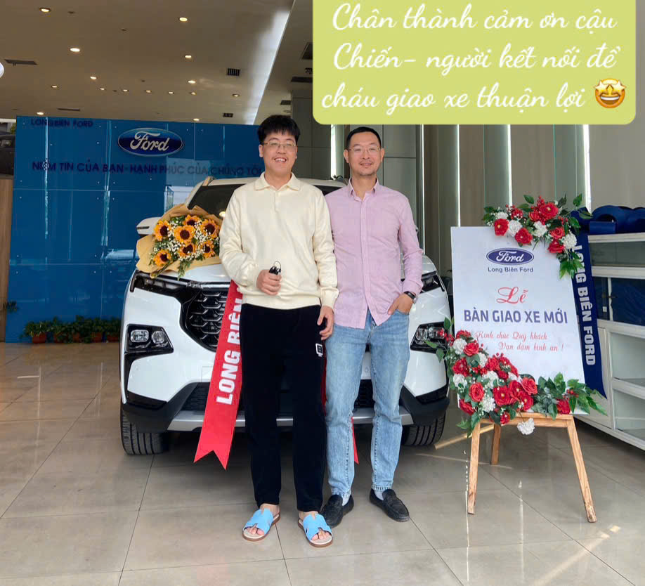 Hình ảnh khách hàng Ford Long Biên