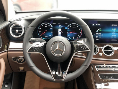 Mercedes-Benz E 200 Exclusive 2025