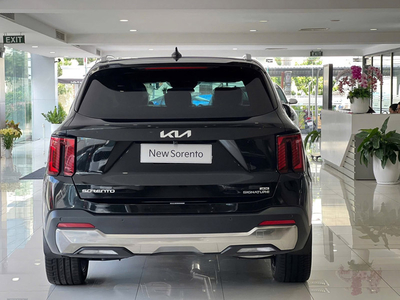 New KIA Sorento 2.5G Signature AWD