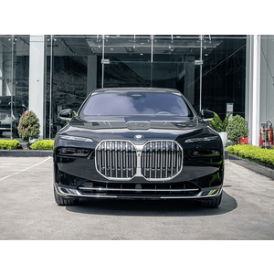 BMW 740i Pure Excellence 2023
