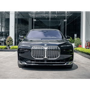 BMW 740i Pure Excellence 2024