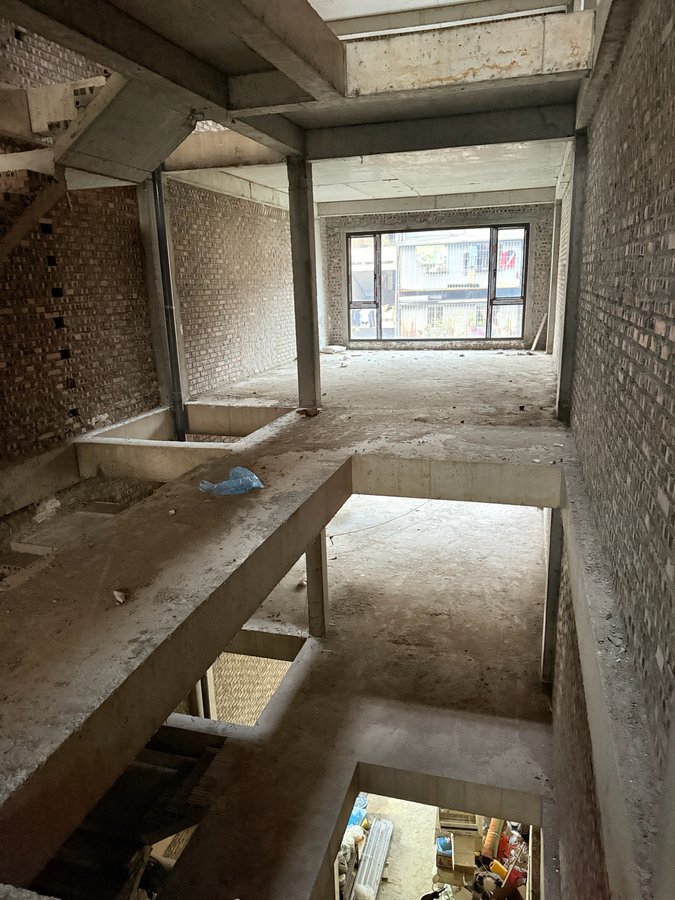 Bán Shophouse 82 Chùa Láng (Langs Village Đống Đa), 120m2, 9 Tầng Có Hầm, 2 Mặt Tiền Kinh Doanh Đỉnh