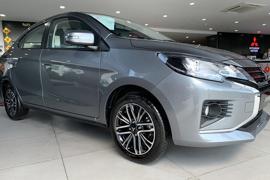 New Mitsubishi Attrage CVT Premium
