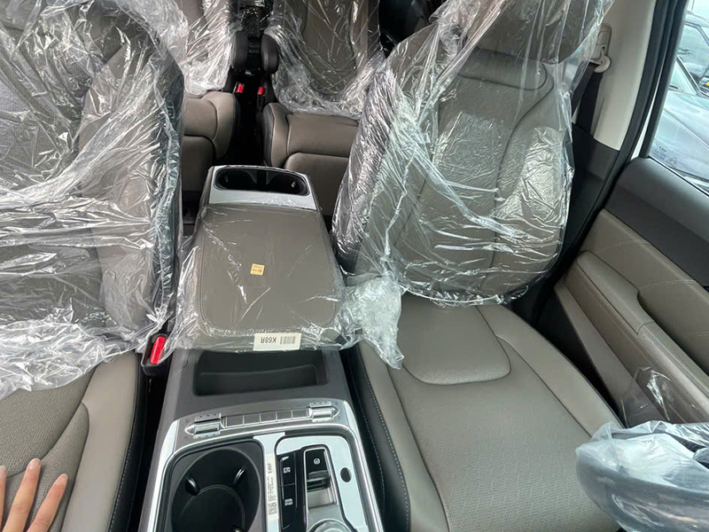 New KIA Carnival 1.6 Turbo Hybrid Premium 7S