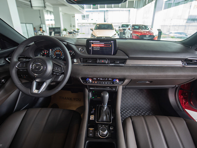 New Mazda 6 2.5L Signature (E5)