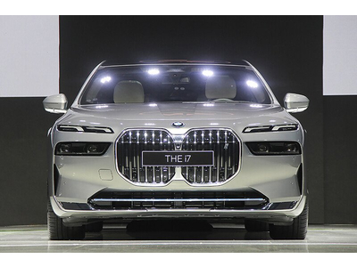 BMW i7 xDrive60 Pure Excellene