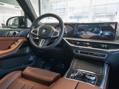 BMW X7 xDrive40i Pure Excellence LCI 2025